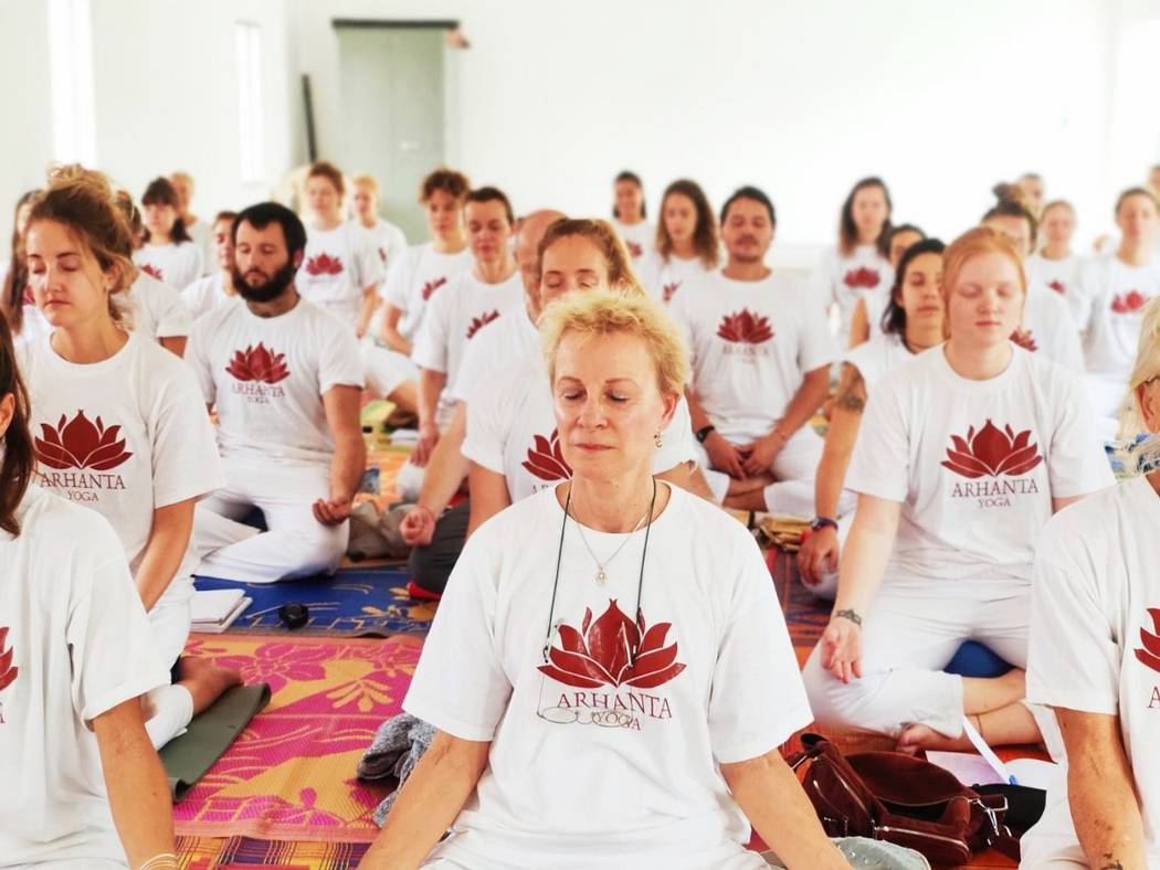 Intensivo de formación de profesores de yoga de 300 horas