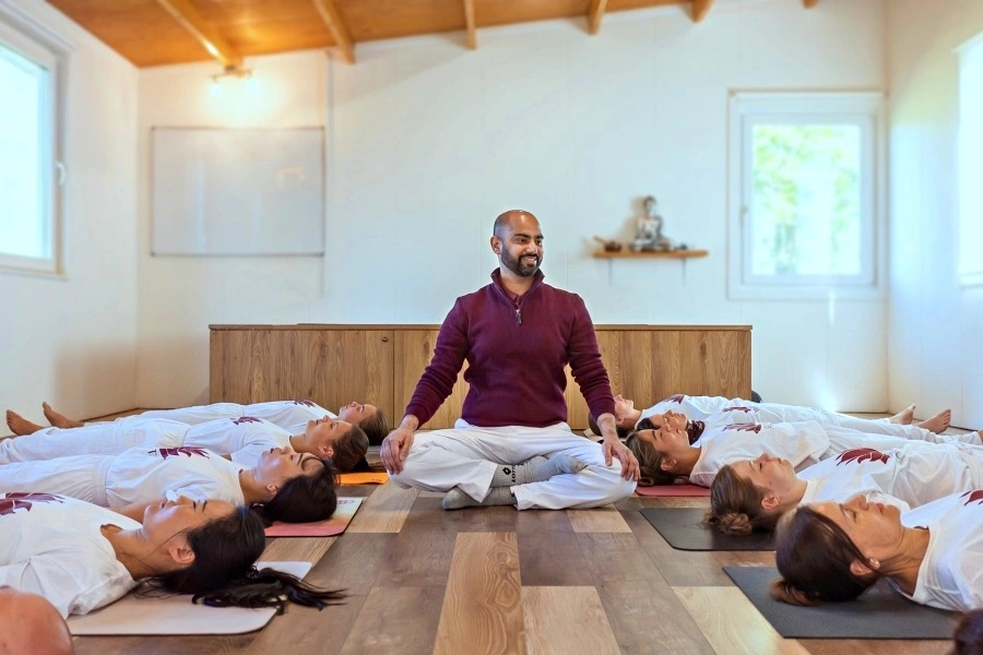 Formação de Professores de Yoga Nidra