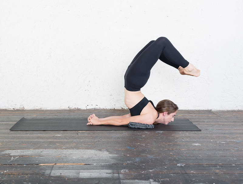 Yoga Poses: Crocodile Pose (Makarasana) | Workout Trends